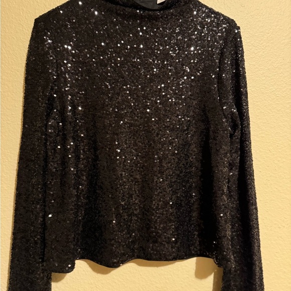 H&M Black and Silver Sequin High Low Blouse - Picture 4 of 4